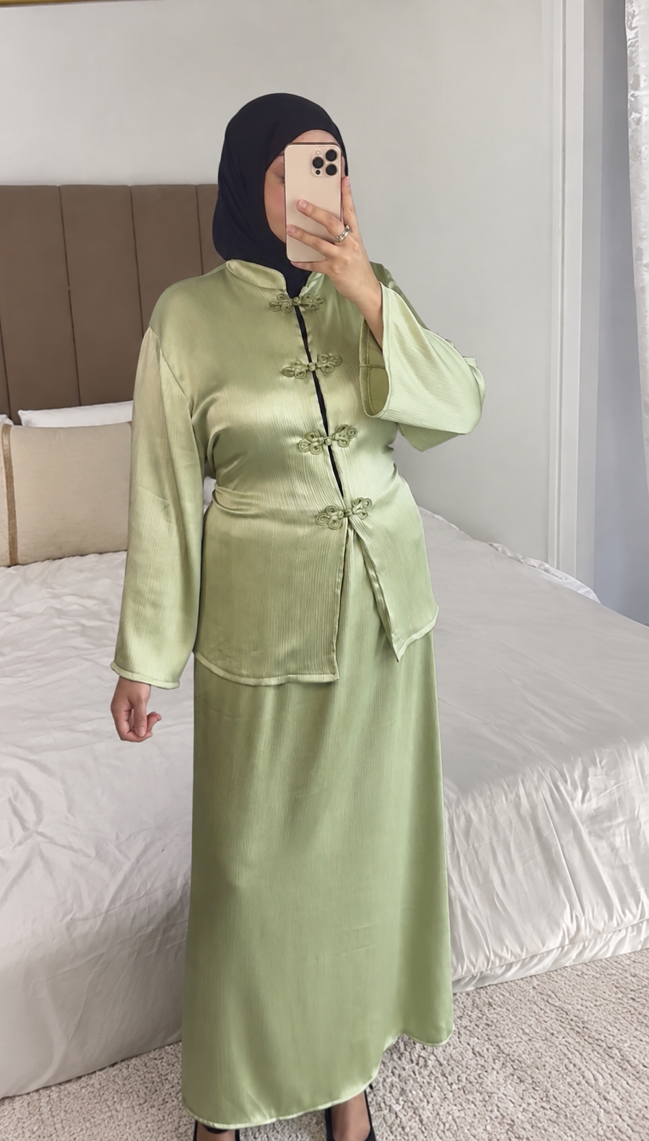 Ensemble style  japonais vert satiné