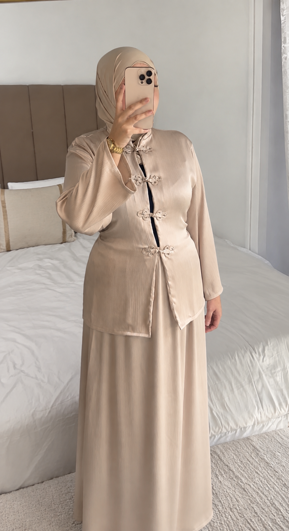 Ensemble style japonais beige satiné